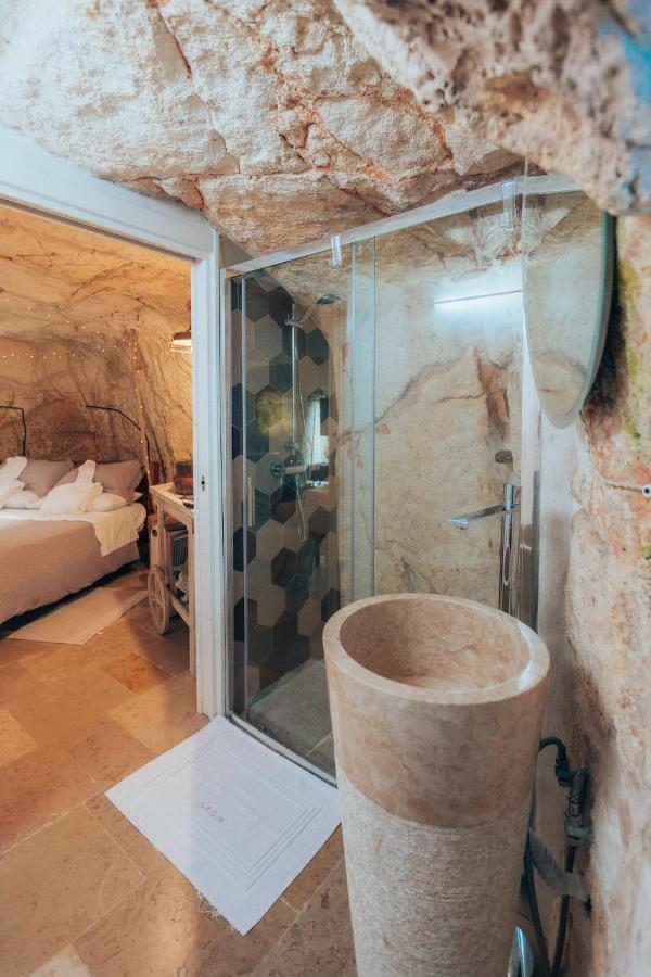 Grotta Carlotta Bed & Breakfast Ostuni Exterior photo
